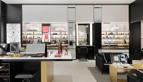 chanel store in oman|Chanel fragrance wardrobe.